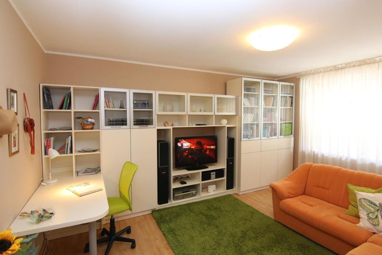 Fast Friend - Cozy Apartment In The Center With Private Garage Rijeka Exterior photo